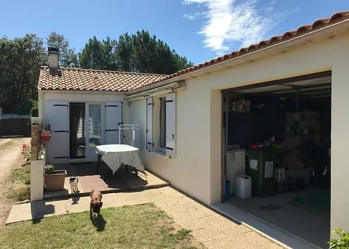 Maison De Holiday home