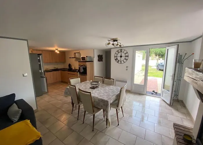 Holiday home Maison De *